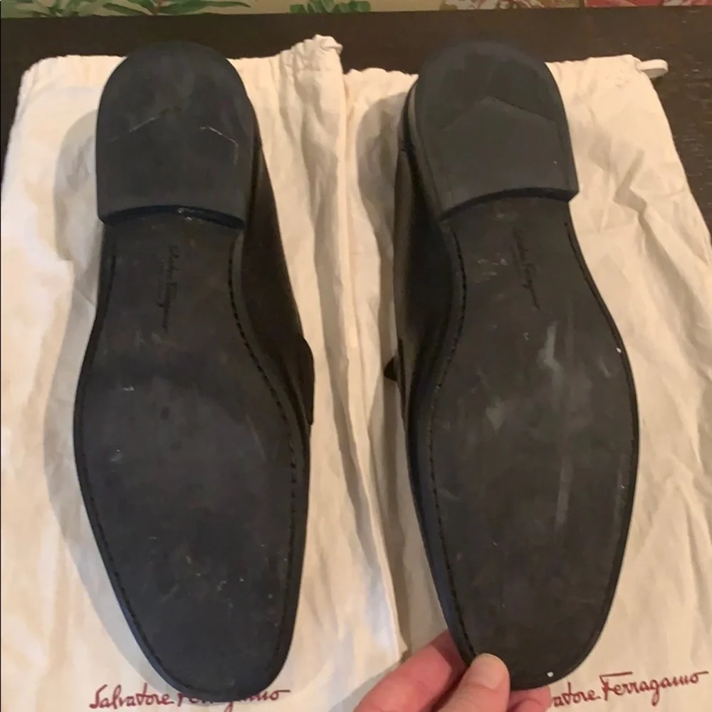 - Men’s Ferragamo black loafers‎ 10.5 size